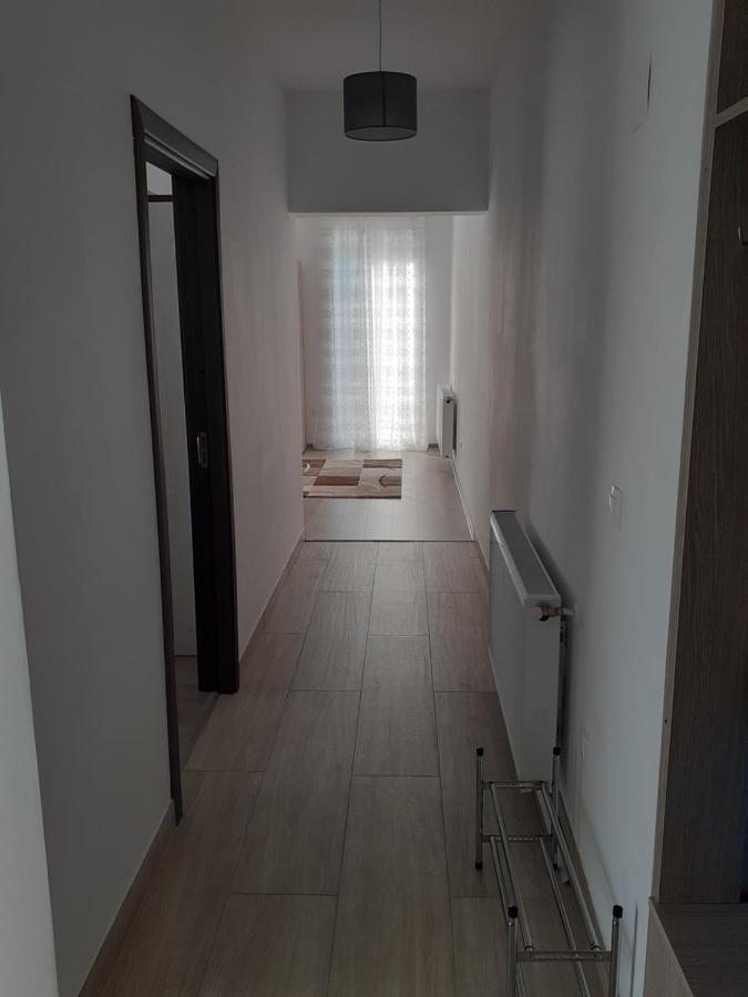 Sara Apartman Livezeni  Exterior foto